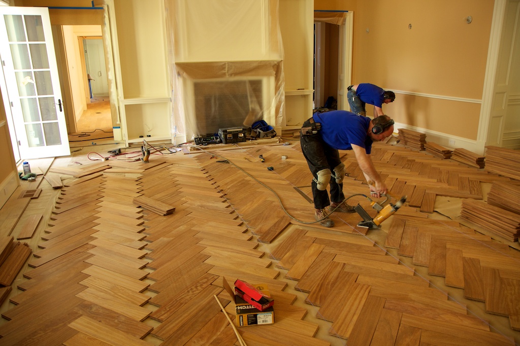 Monte Sereno Herringbone Rus, How To Pattern Hardwood Floors